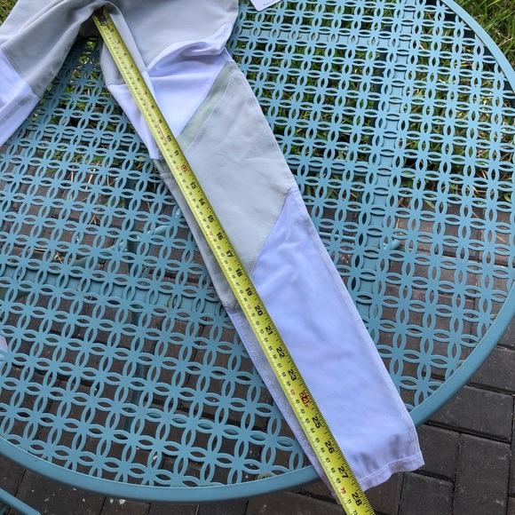 Alo Yoga Sheila Legging - Vapor Grey - Picture 6 of 8